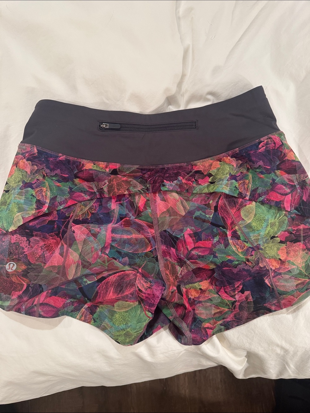 Lululemon Speed Up Shorts - Vivid Floral Tone Multi / Graphite Grey - Picture 3 of 3